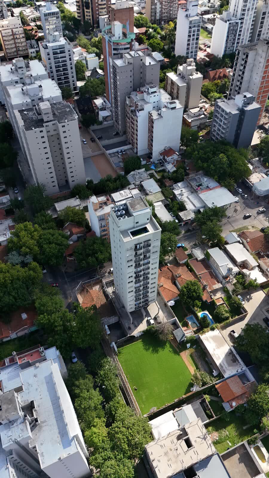 El barrio y su tejido, en vertical